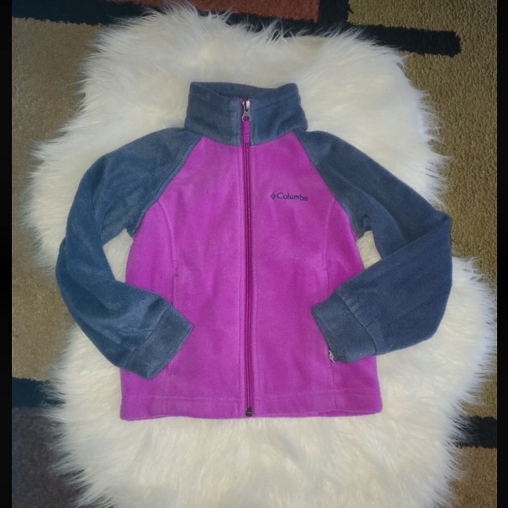 Girl’s Columbia zip up jacket Size 4-5 EUC